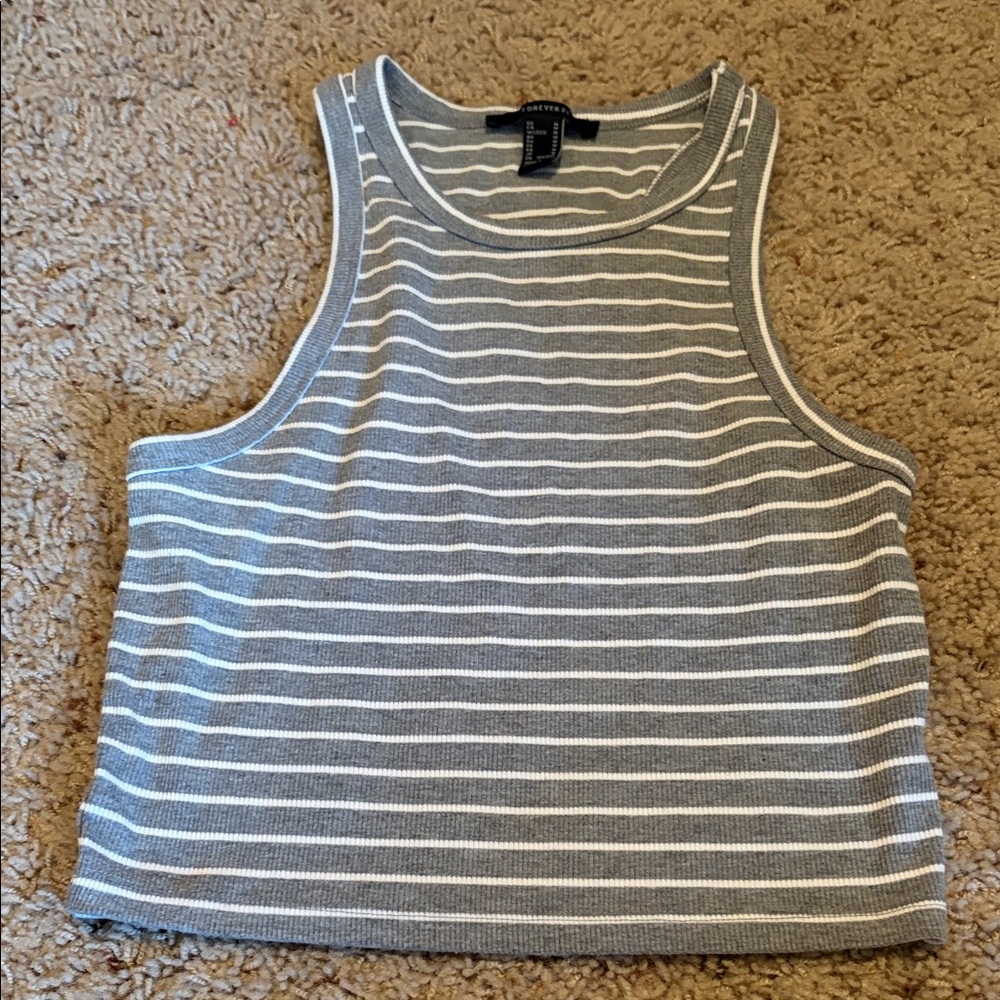 Forever 21 Striped Gray/White Cropped Tank Top Size Medium